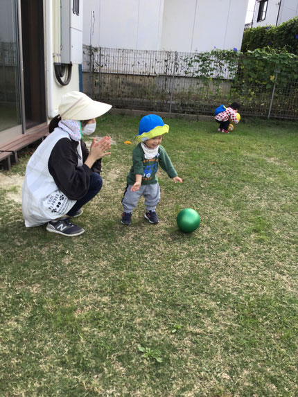 笑顔でボールを追いかける姿が可愛かったです。
