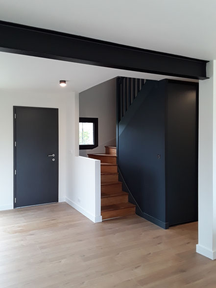Architecte d interieure-Décoratrice - Quimper- Concarneau-Fouesnant-Bénodet- Finistère - Morbihan. Création d'espaces intérieur - Décoration - Agencement - Architecture- Rénovation-Couloir- Entree