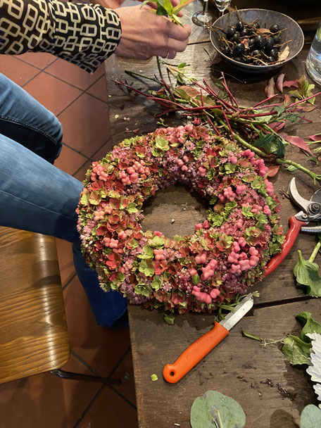 Herbstliche Kränze selbst gestalten mit Flores Workshops