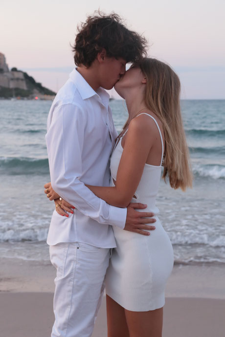 séance photo couple plage Calvi corse corsica photographe mariage 