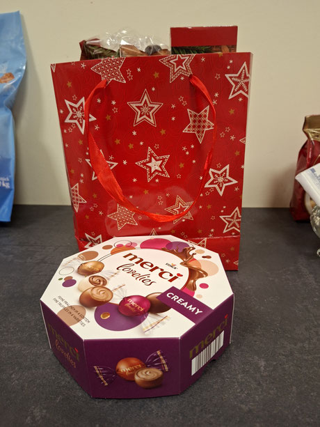 22.11.2025_Spendenannahem_Foto: Oetken