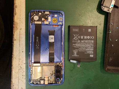 Xiaomi Mi9バッテリー取り外し