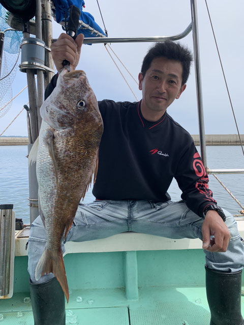 こちらもビッグサイズ(^_-)-☆。70㎝‼