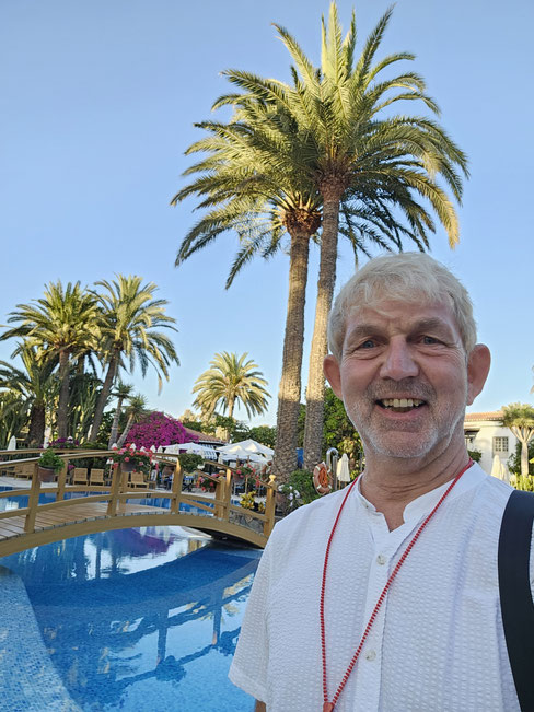 Reisebüro-Inhaber Olaf Diroll während einer Dertour Hotelbesichtigung auf Gran Canaria - Reisebüro Reiselotsen bucht Pauschalreisen Mallorca Balearen & Gran Canaria Kanarische Inseln mit Flug