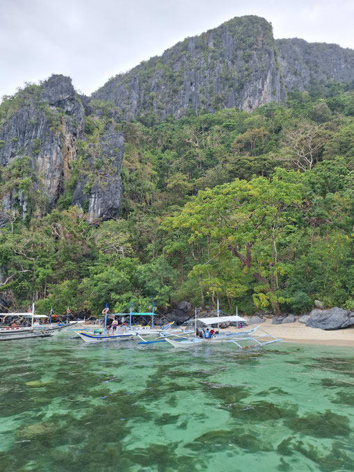 Seven Commandos Beach, Palawan