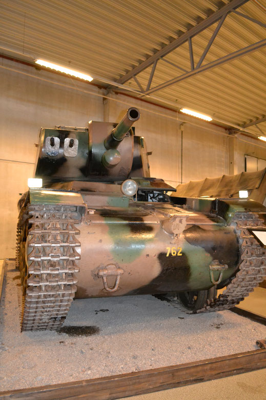 STRV M/42
