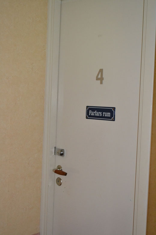 Slaapkamer nr 4 is Farfars rum, oftewel opa's slaapkamer van vaderszijde. 