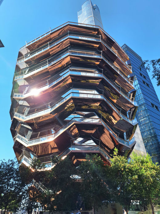 New York : Vessel (Vaisseau), observatoire en forme de ruche d'abeilles (Hudson Yards)