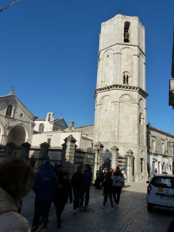 Achteckiger Glockenturm