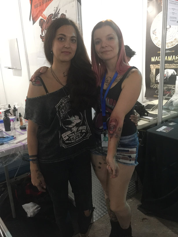 Pia Vegas und Maya Sapiga Tattoo artists tätowierer barcelona tattoo expo