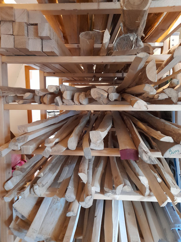 Holzlager Bogenbauwerkstatt