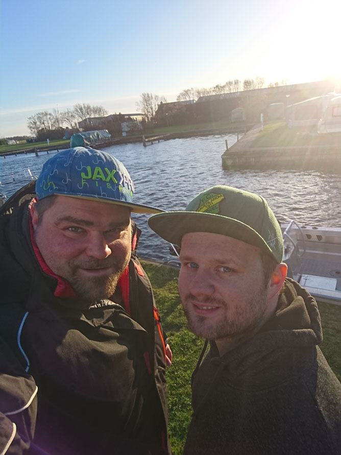 Benny und Marius in Sloten beim SFB Kurs von Rheinlandboote