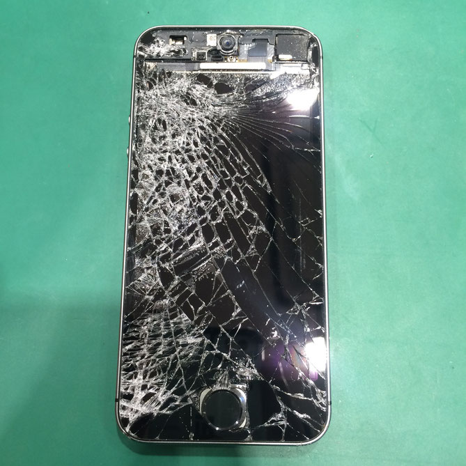 iPhone 5s 修理前