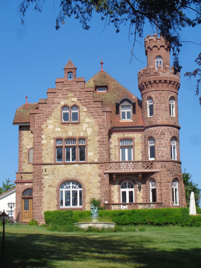 Die restaurierte Ringwaldvilla in Emmendingen.