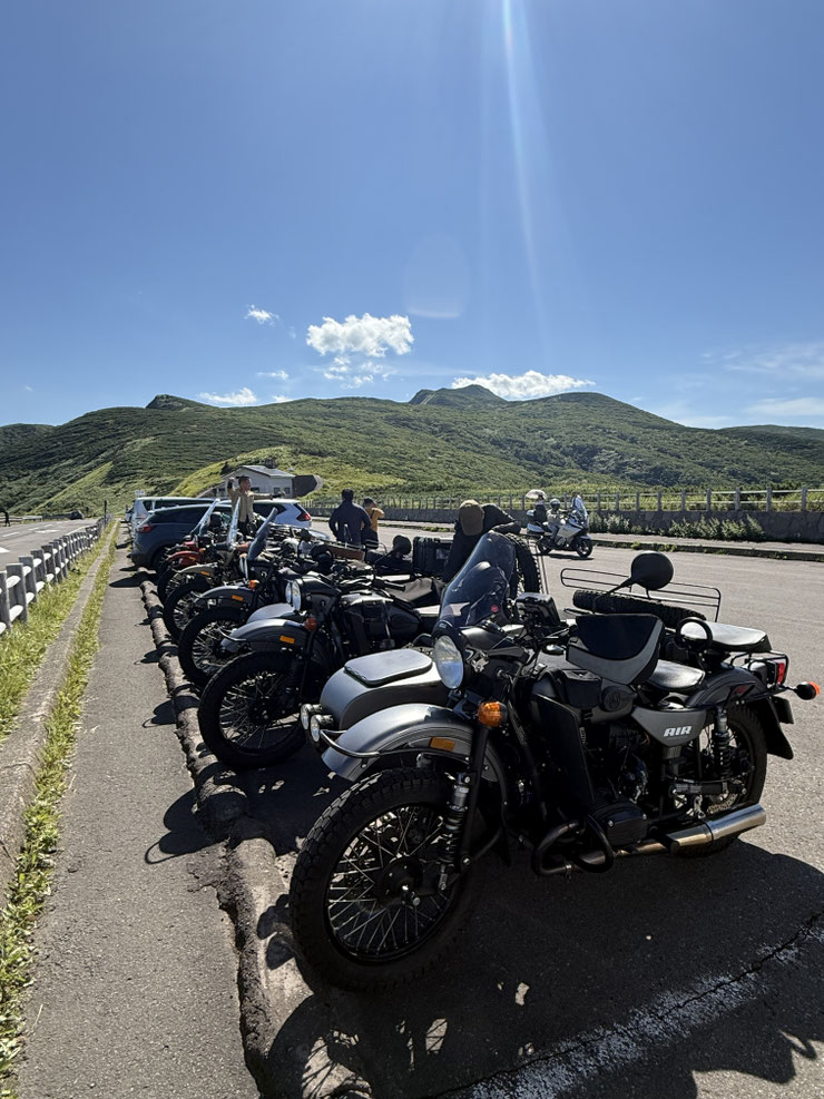 URAL AIR 2020モデル(手前)がURALスペース大洗かえるmoto試乗車として登場予定です‼