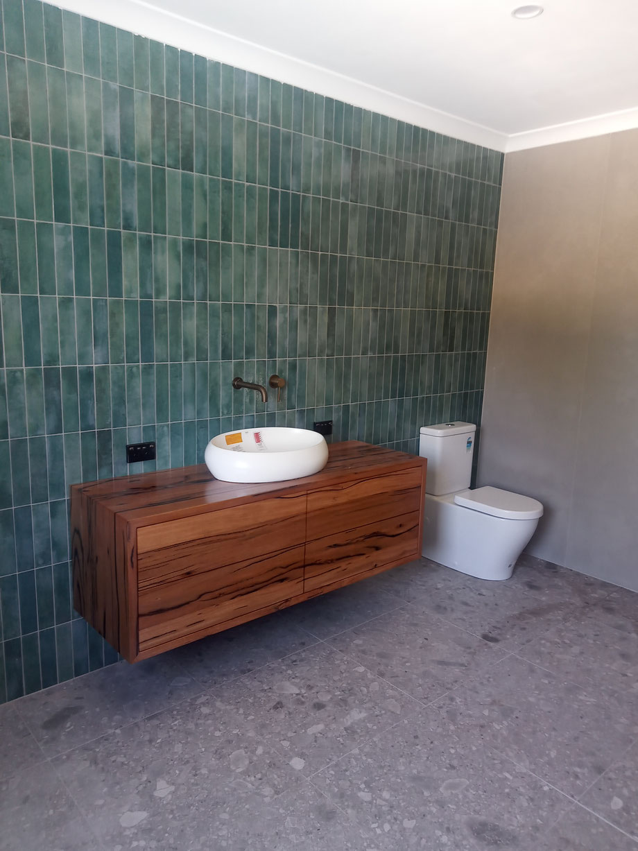 Bathroom by A.B.P. Plumbing & Gas : Plumber Lynwood