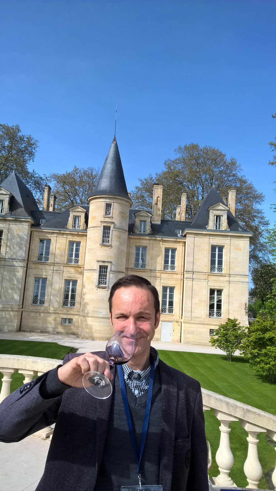 Thibaut Fourton Sommelier Conseil durant la campagne des vins en primeurs 2021/Thibaut Fourton Sommelier Conseil during the 2021 en primeurs wines campaign.