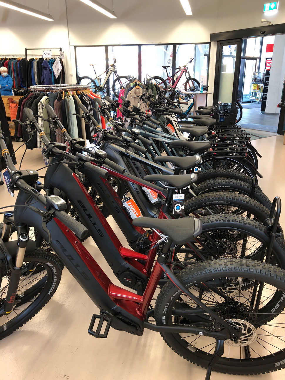 Outlet bike hot sale shop