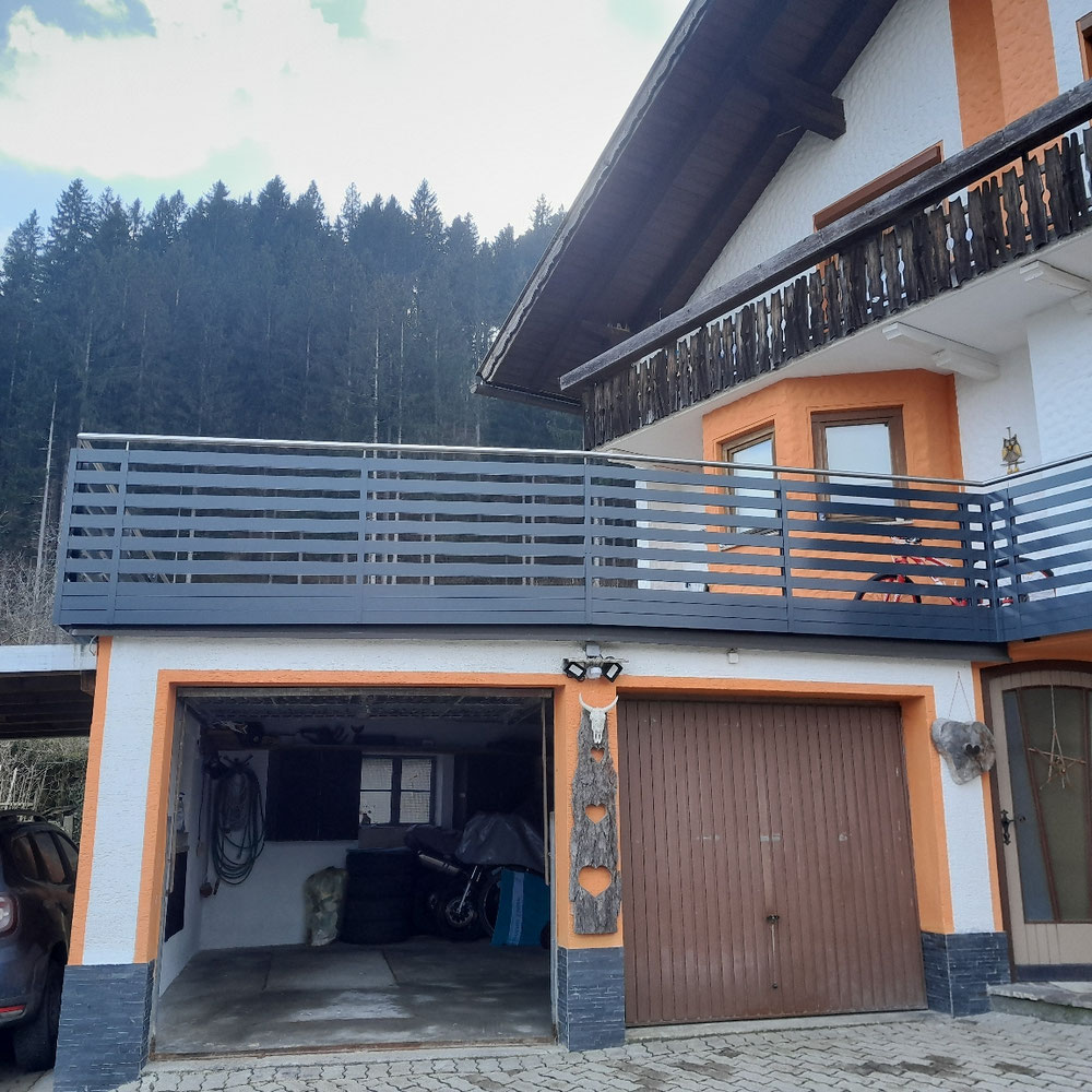 Alu- Balkon Pulverbeschichtet