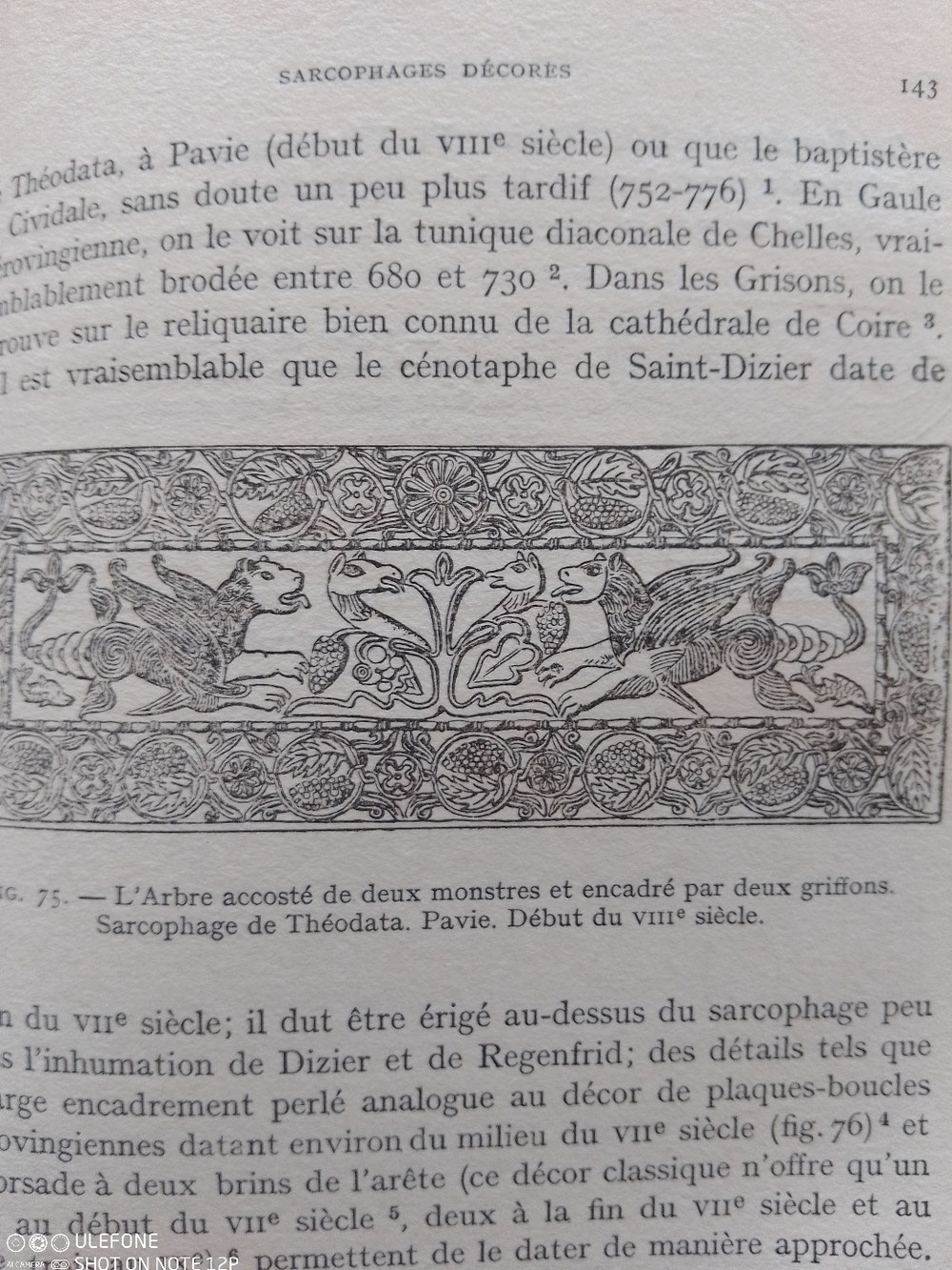 Le vase ici représenté sous la forme de l'arbre.