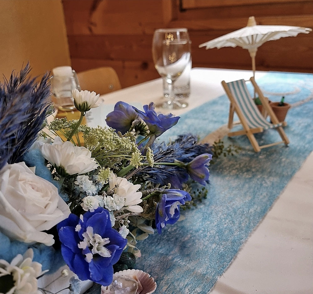 Hochzeitsparty  im Waldhaus 