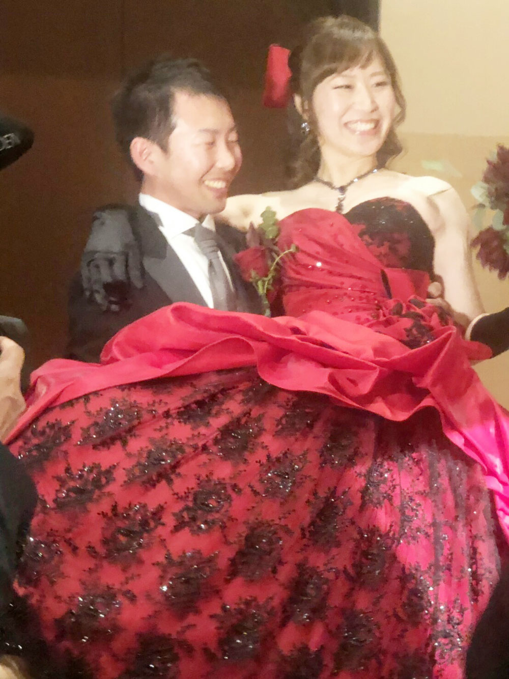 お姫様抱っこでご入場~💓