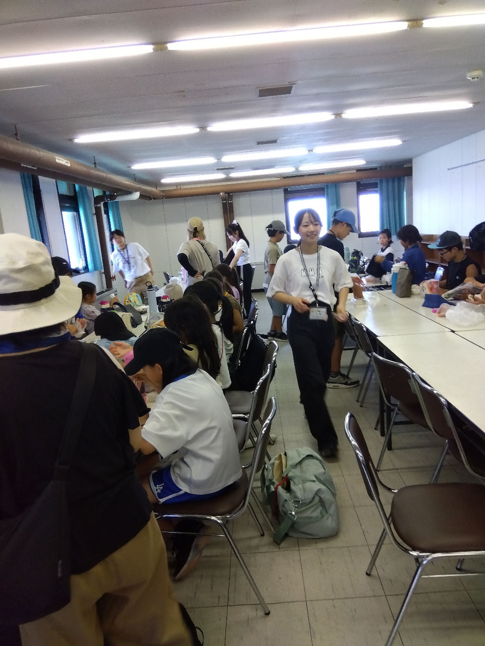 昼食前に手洗い、いただきます。