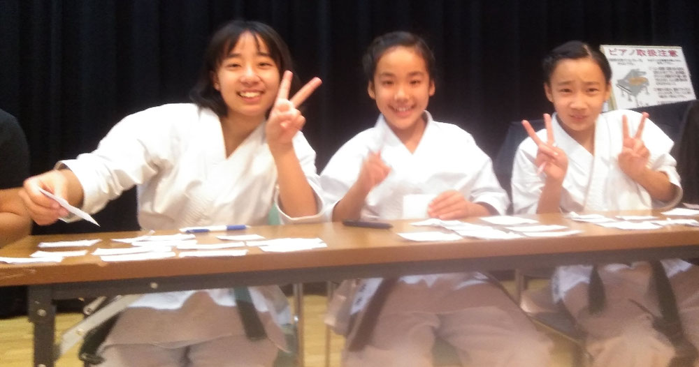 5・6年生は審判と選手兼務