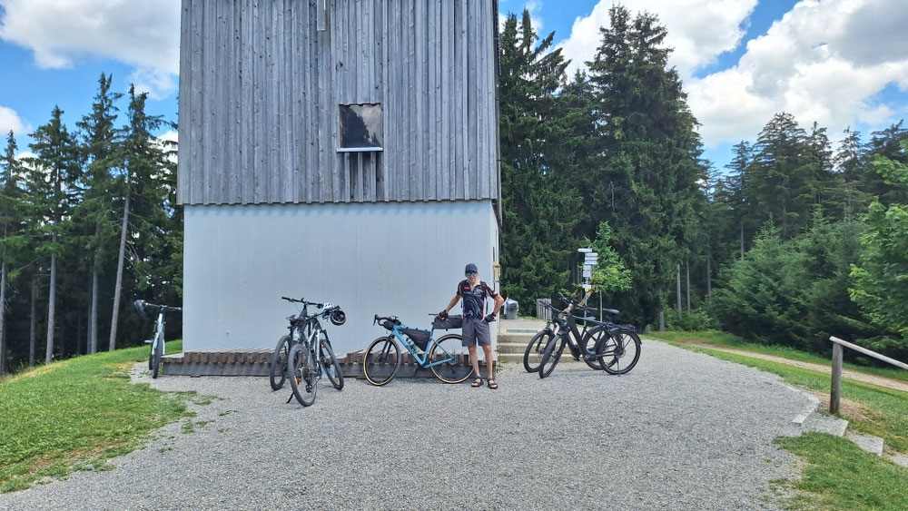 Ausser Konkurrenz: Der schwarze Grat 1118 m im Allgäu, höchster von Württemberg 