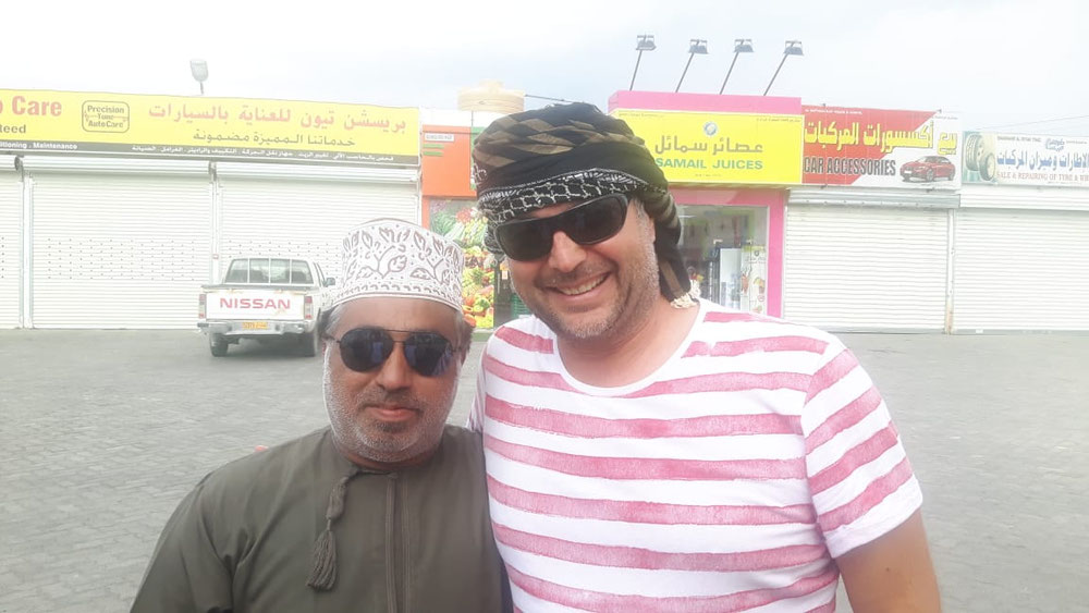 Fahrer Ata und der Turbanträger