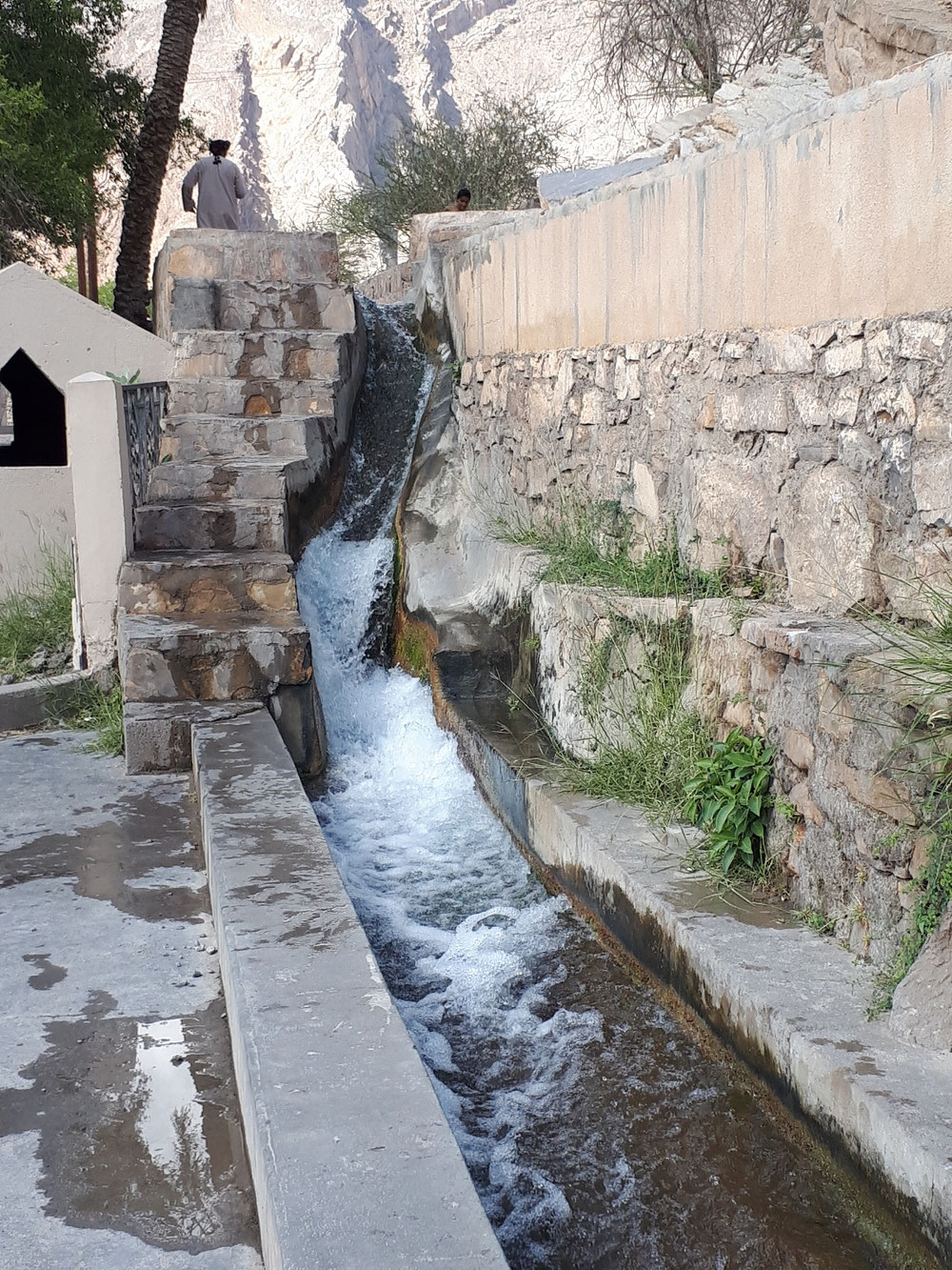 Am Weltkulturerbe Bewässerungskanal