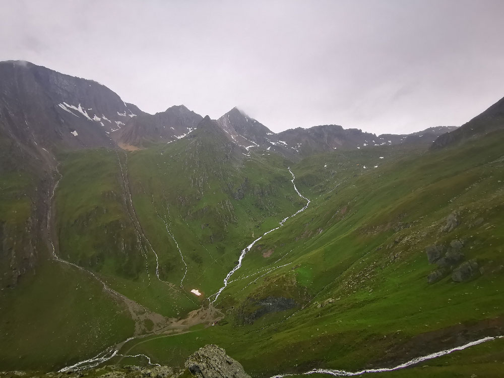 Blick auf den Talschluss und die Eisseehütte