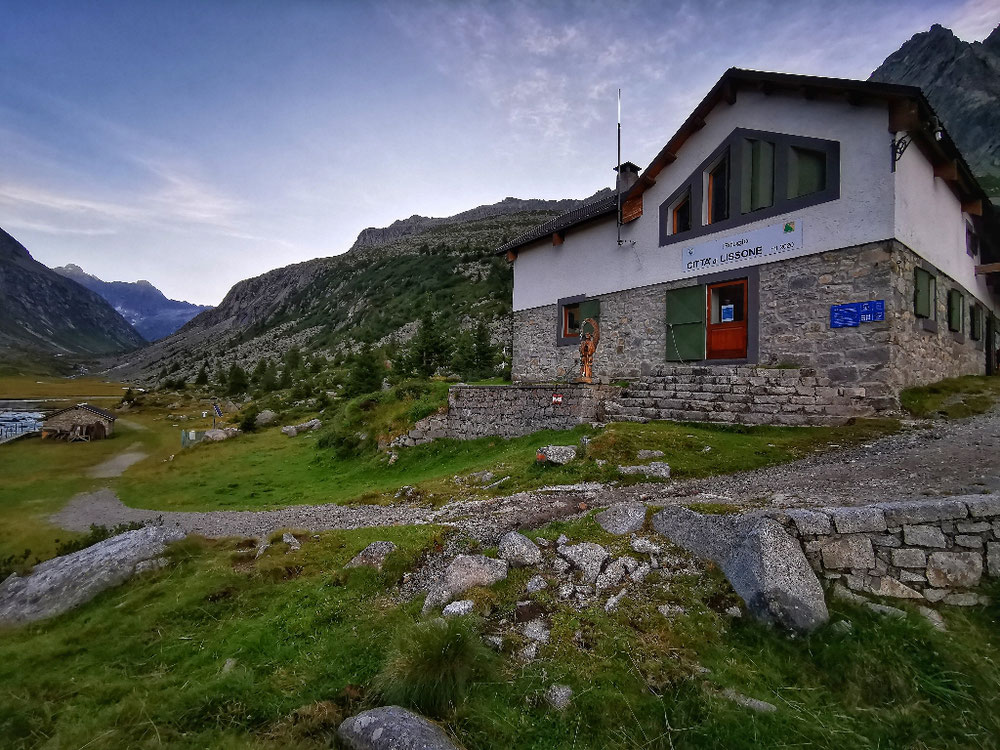 Morgens am Rifugio Città di Lissone