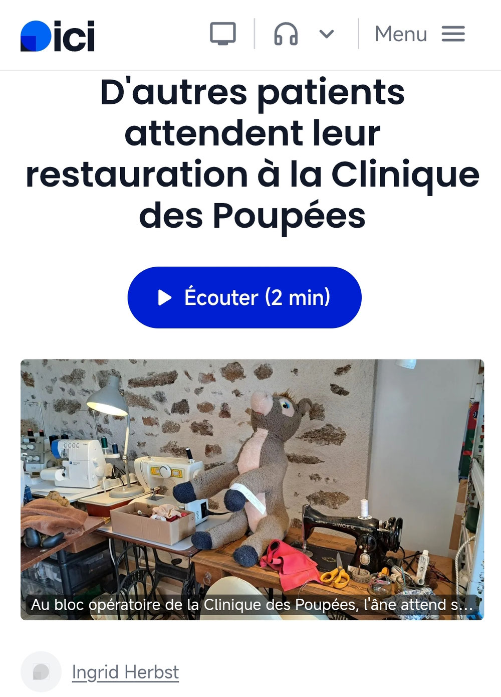Quelques patients attendent leur restauration à la clinique des poupées de Fabienne Mogue