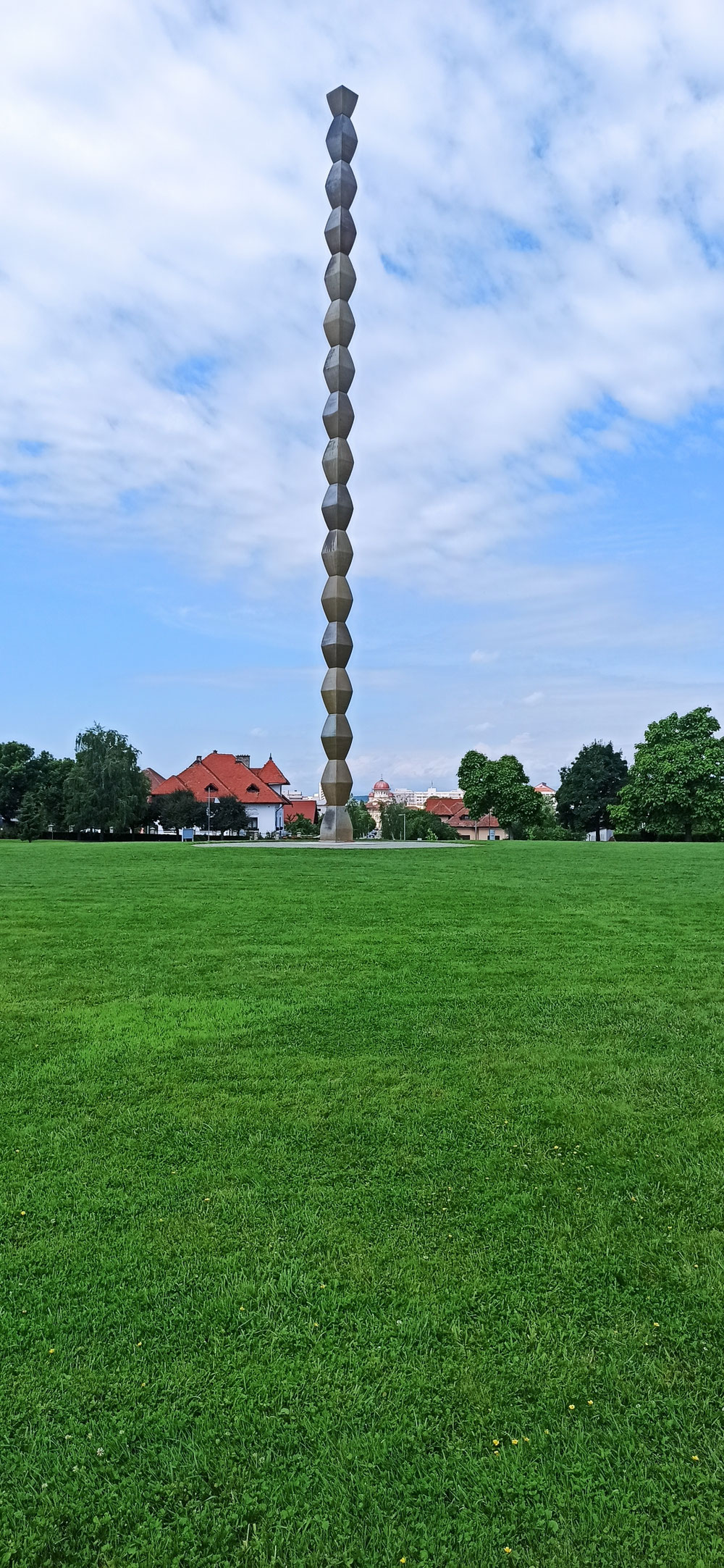 Die Unendliche Säule