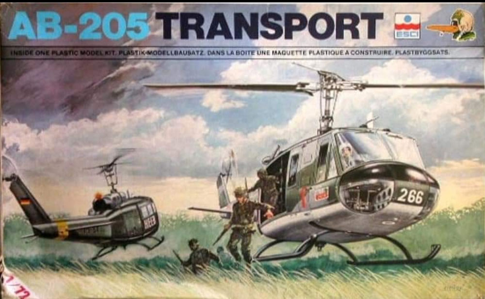 No.9004 UH-1D Heuy - Schaal 1:72 (mrt 1983)