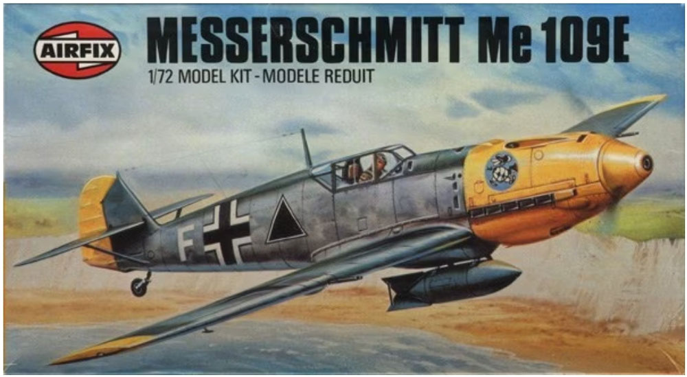 2× A02048-9 Messerschmitt Bf 109E - Schaal 1:72  (september 1984 & mrt 1992)