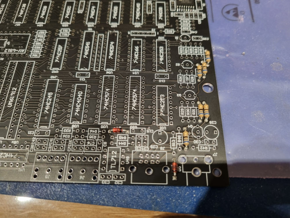 Build a Harlequin 8-bit ZX Spectrum from a kit - Amateur Build a Harlequin 8-bit ZX Spectrum from a kit - Amateur