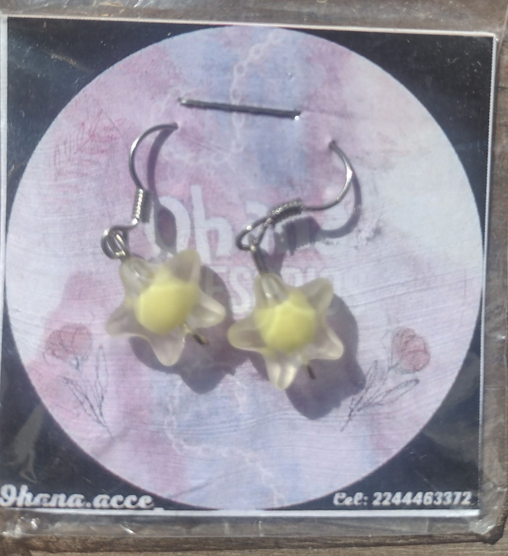 Disponibles en amarillo, celeste y Lila $200