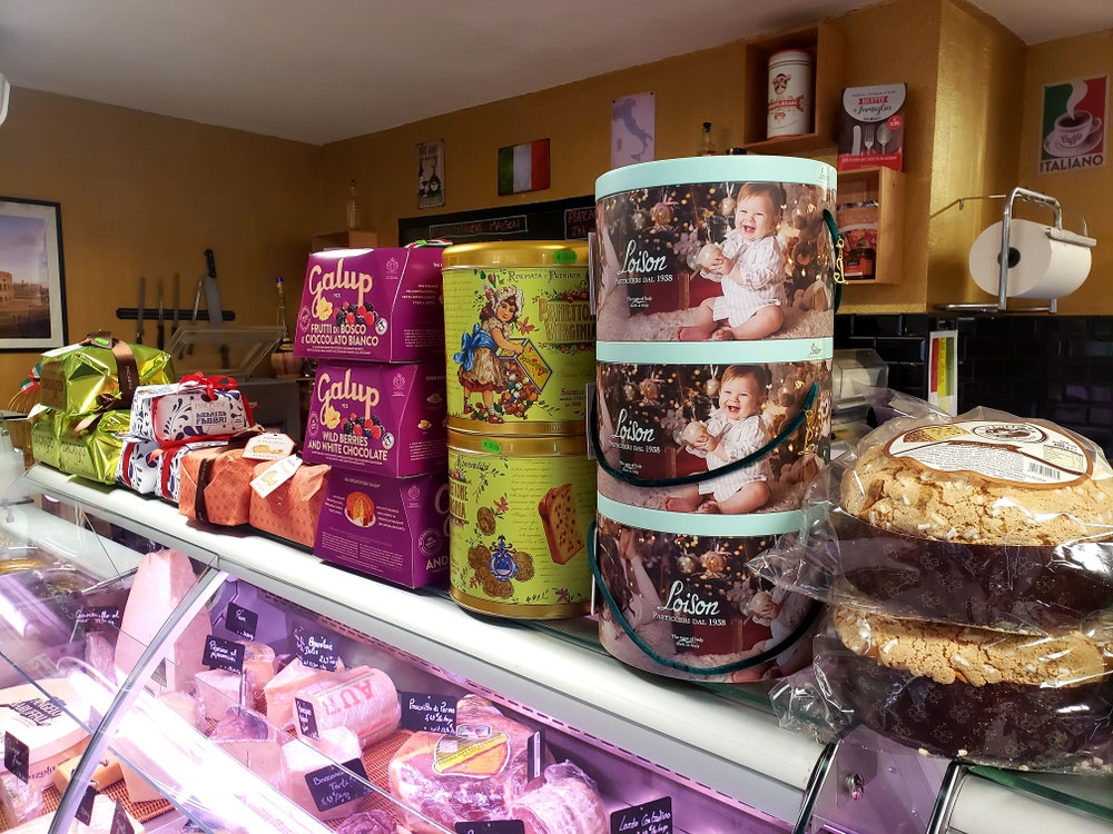 Grande variété de PANETTONE et de PANDORO 