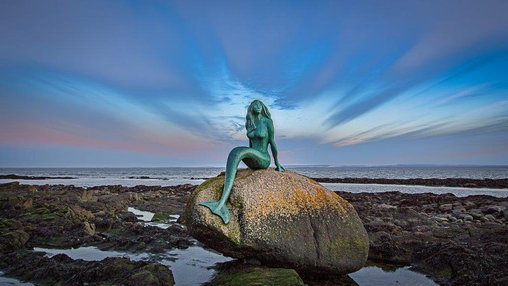 The Mermaid Of The North Statue
