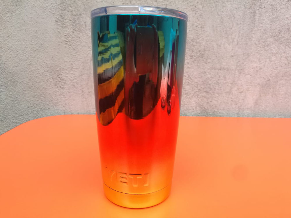 TERMO YETI PSICODELICO 20 ONZAS. VENTA DE MAYOREO A PARTIR DE 50 PIEZAS. ENVIÓ GRATIS A TODO MÉXICO.