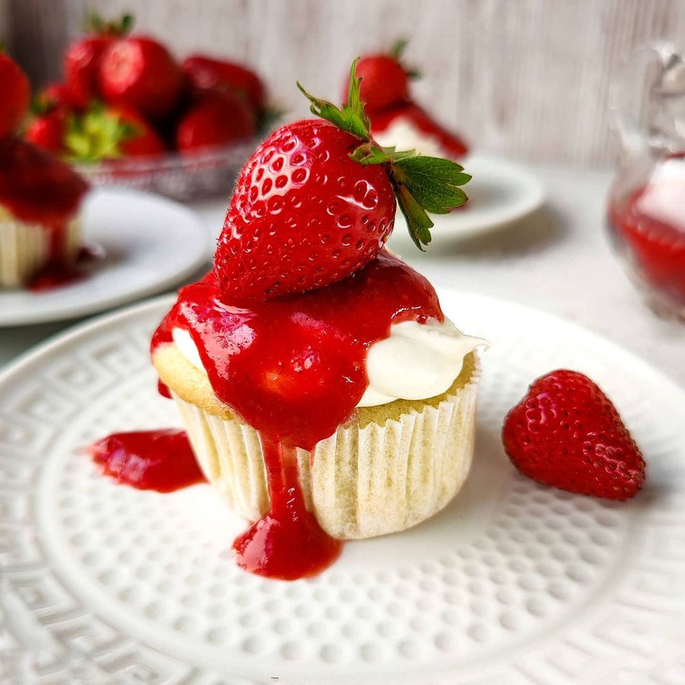 Erdbeer Kokos Cupcakes