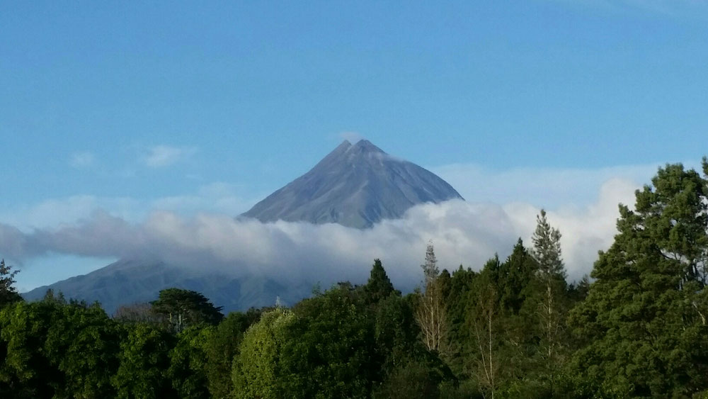 Mt. Taranaki vom village aus
