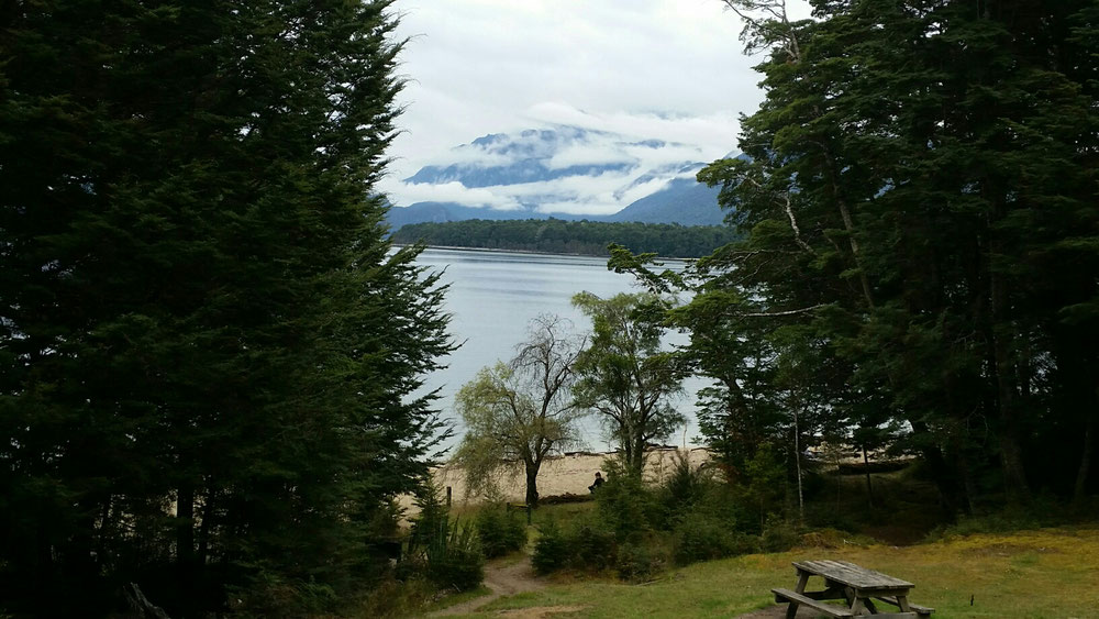 Lake Manapouri 