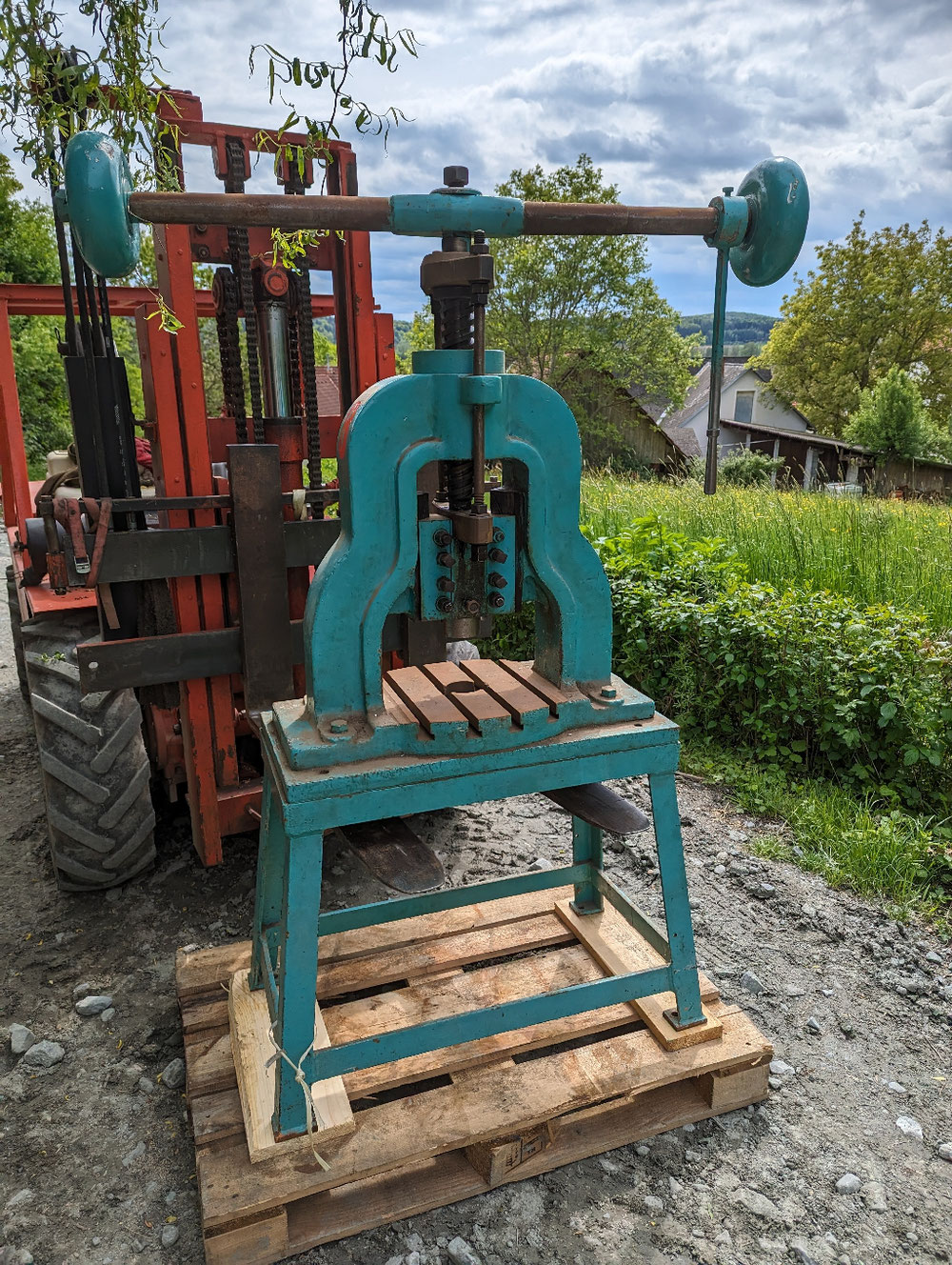 # 4018 vintage 1970 German flypress with 20 metric tons force . Weight 425 kg . Bargain for 785 euro