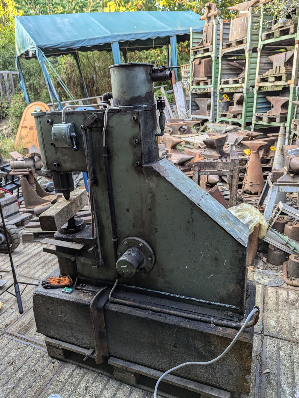 # 4051 Kuhn Reiter pneumatic Hammer . Top precise working condition for 5850 euro , export price