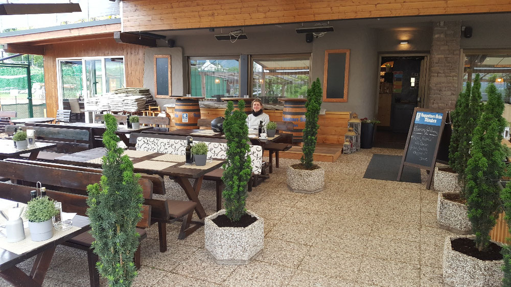 Kaffeepause kurz nach Meran..... 