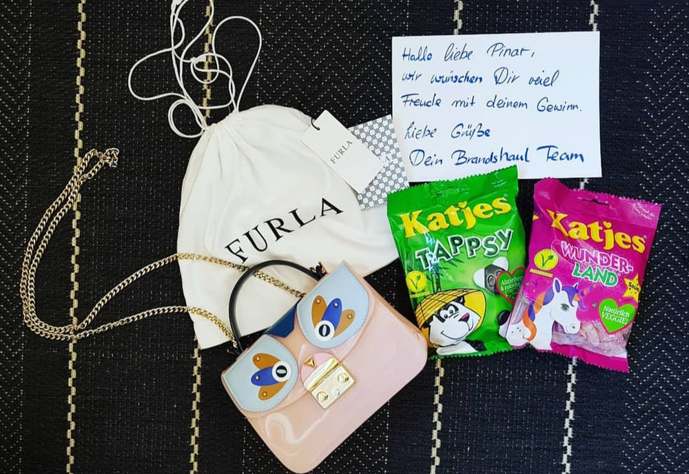 Eine super schöne Tasche auf Instagram gewonnen.
