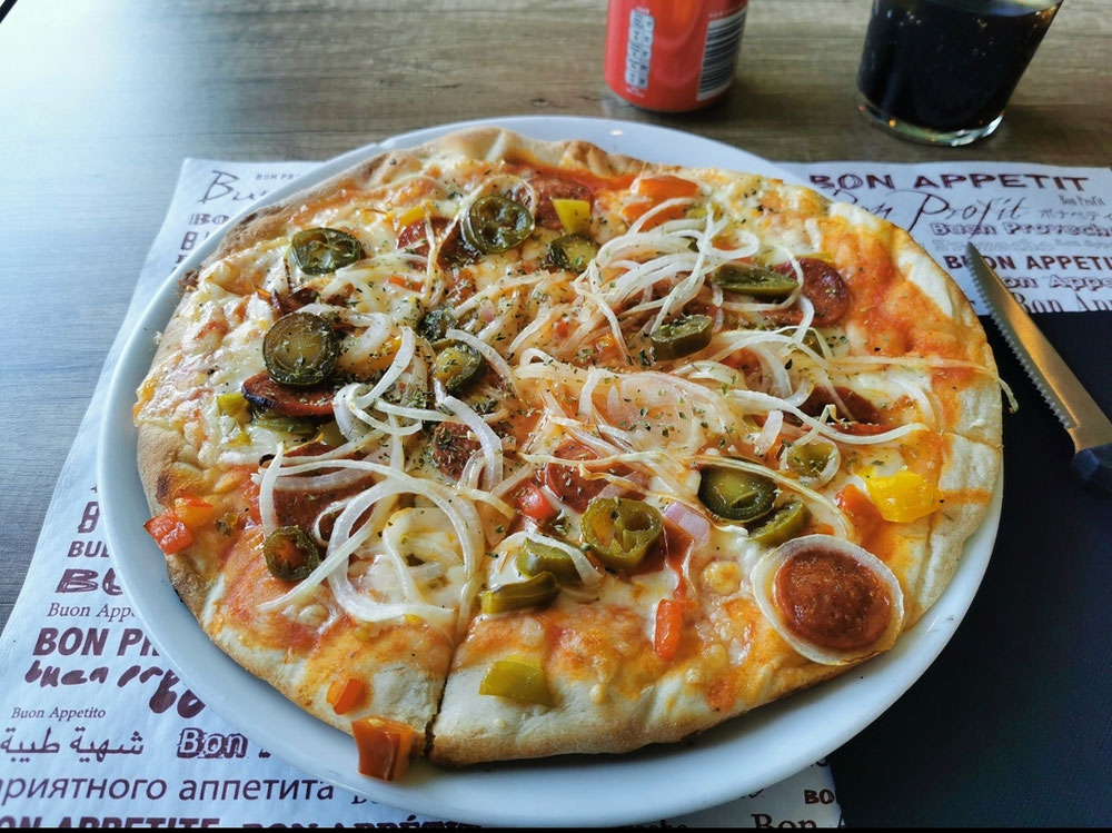Erst Pizza 